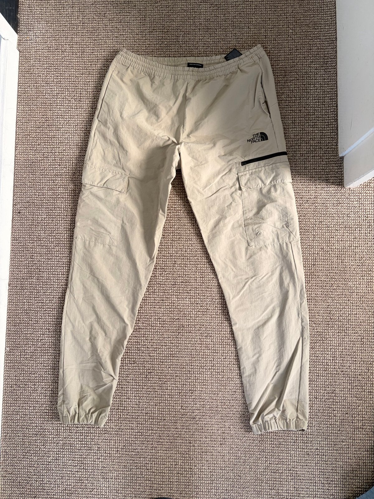 The North Face Exploration Cargo broek maat M, Ophalen of Verzenden, Zo goed als nieuw, Maat 48/50 (M), Beige