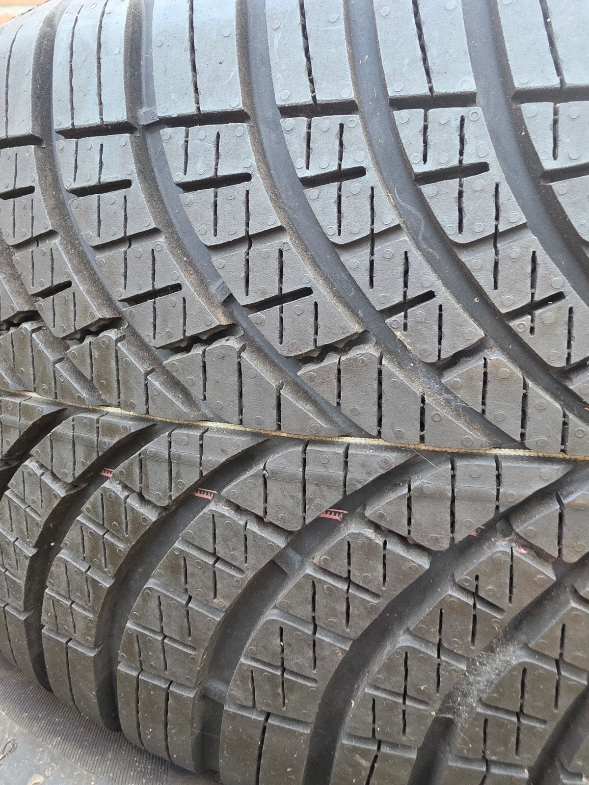 245/45R19 102W All Season band, Ophalen, 245 mm, All Season, Band(en)