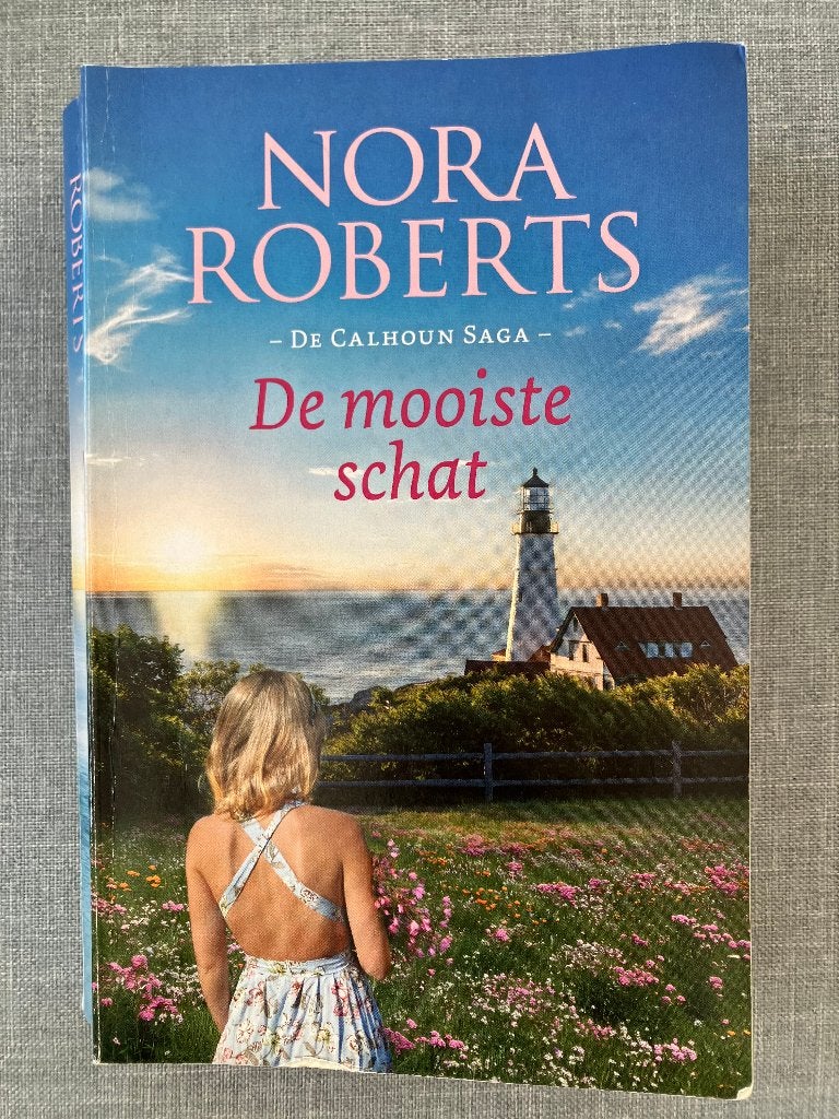 De Mooiste Schat – Nora Roberts, Ophalen of Verzenden, Gelezen, Nora Roberts
