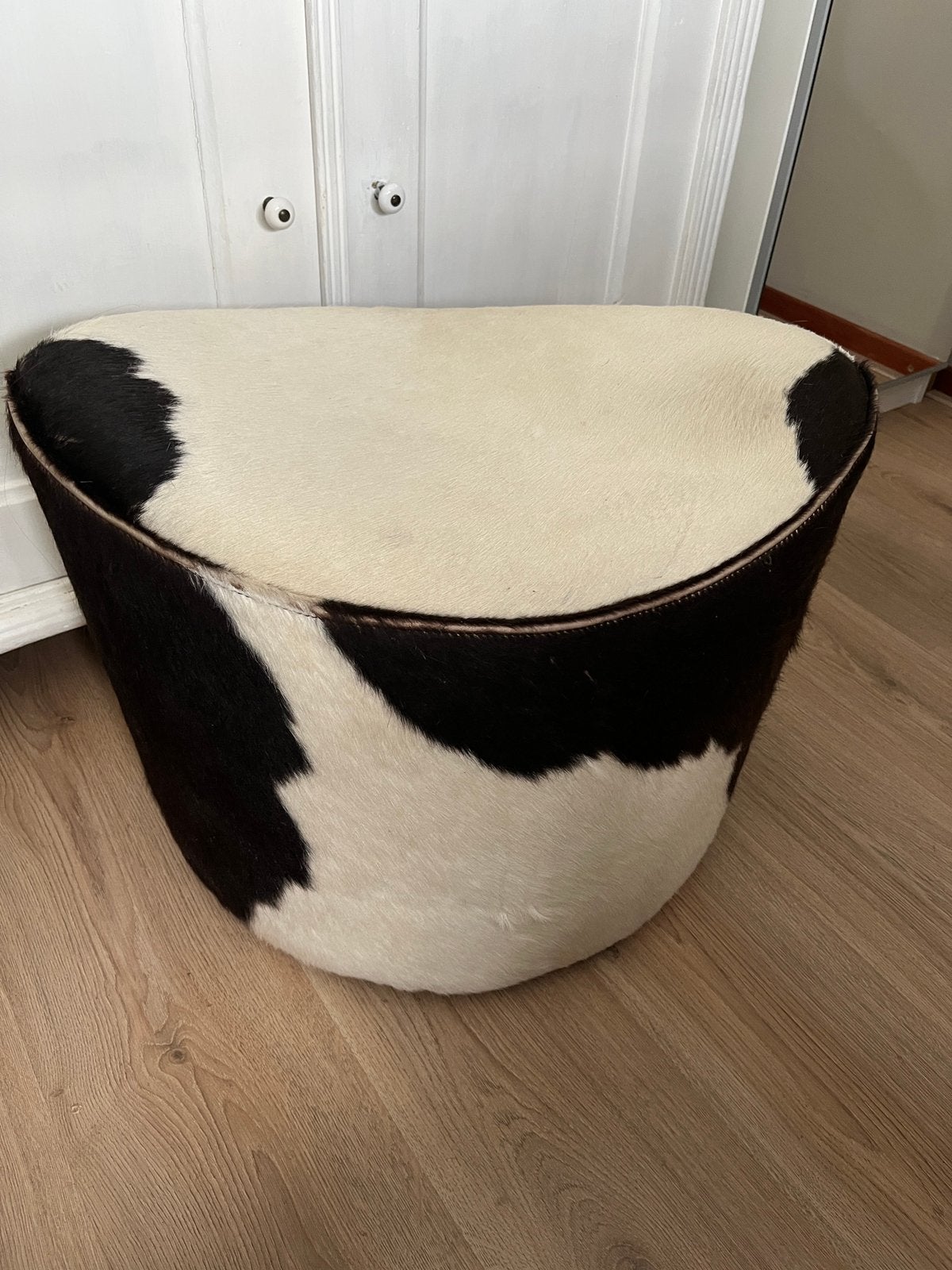 Ikea draaibare poef koeienhuid, Ophalen, Minder dan 50 cm, Gebruikt, 50 tot 75 cm