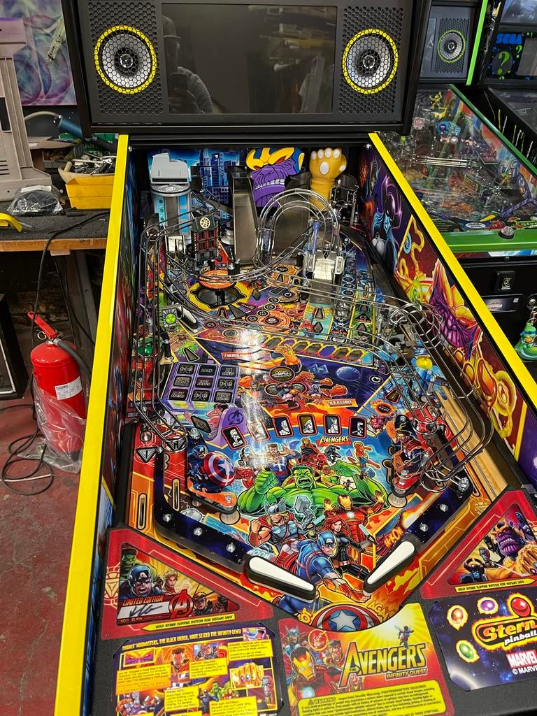 Avengers Flipperkast Limited Edition - Slechts 500 Gemaakt!, Verzamelen, Automaten | Flipperkasten, Elektronisch, Stern, Ophalen of Verzenden
