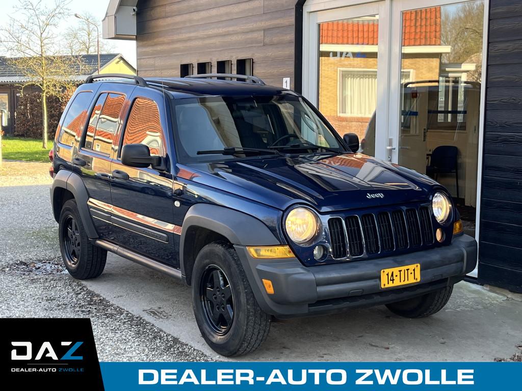 Jeep Cherokee 3.7i V6 Liberty 4x4/Aut/Airco/Audio/Leer/Young, Automaat, 3700 cc, Gebruikt, Zwart