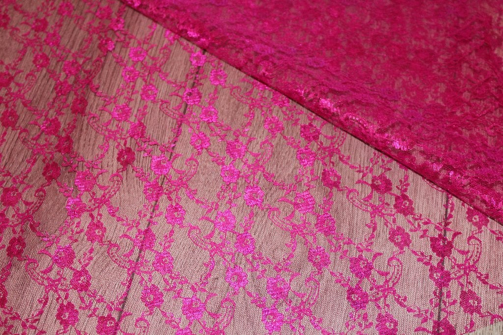 Nylon kant stof - uni roze met bloemen #2140 €3,50 p/m, Overige materialen, 120 cm of meer, Ophalen of Verzenden, Roze