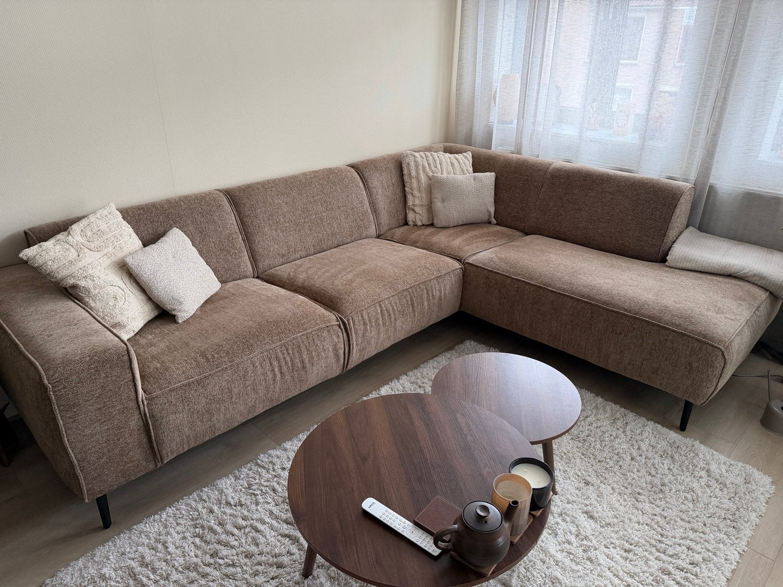 Hoekbank Lecce Rechts Beige - Zo goed als nieuw, Ophalen, 250 tot 300 cm, Hoekbank, Zo goed als nieuw