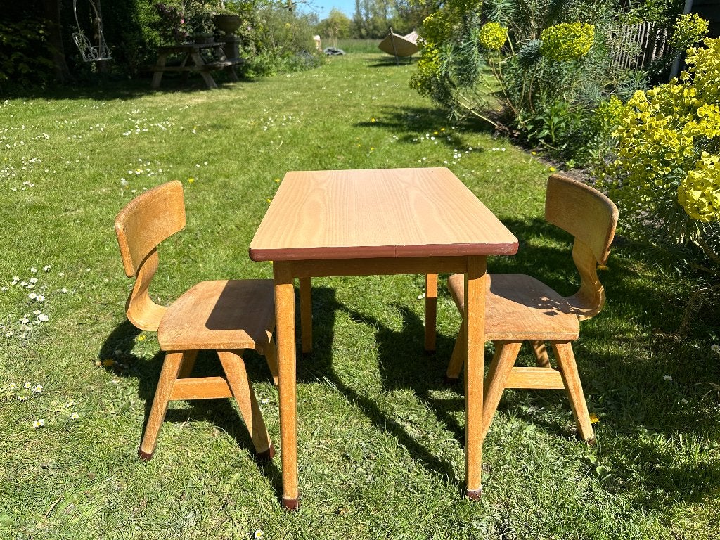 Schoolset toegeschreven aan Schilte — tafel + 2 stoeltjes, Ophalen, Gebruikt, Tafel(s) en Stoel(en)