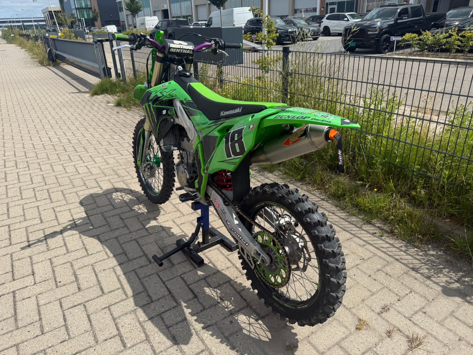 Foto 4 van Kawasaki KX250F 2023 – 74 uur | Veel extra’s