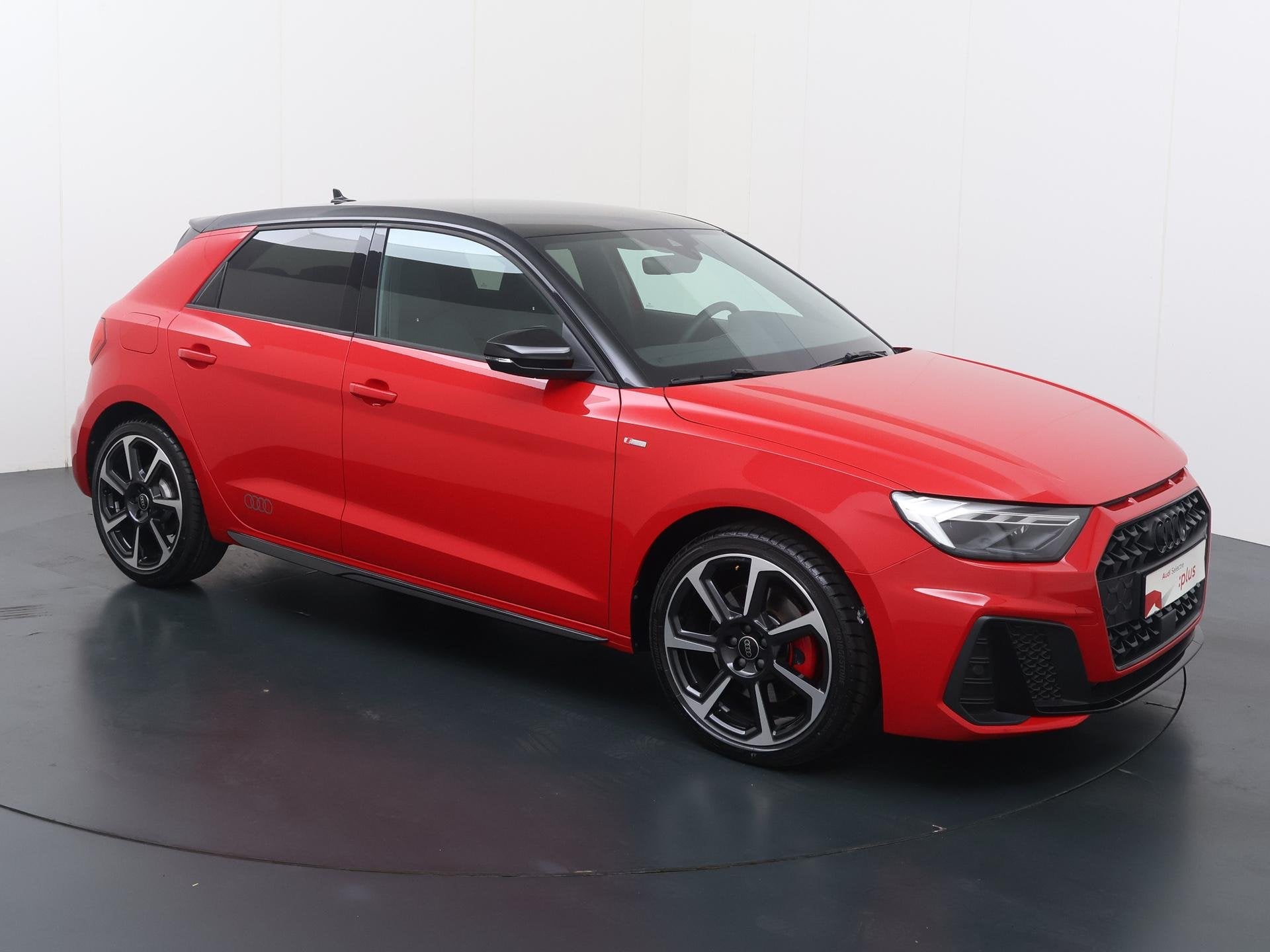 Audi A1 Sportback 40 TFSI S line | 207 PK | Automaat | Adapt, Auto's, 4 cilinders, Leder en Stof, 1365 kg, Bedrijf