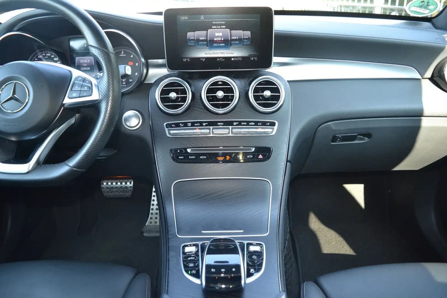 Mercedes-Benz GLC 350d | AMG Premium | V6 3.0 | Luchtver. |, Auto's, Mercedes-Benz, Automaat, 15 km/l, Gebruikt, Huisgarantie
