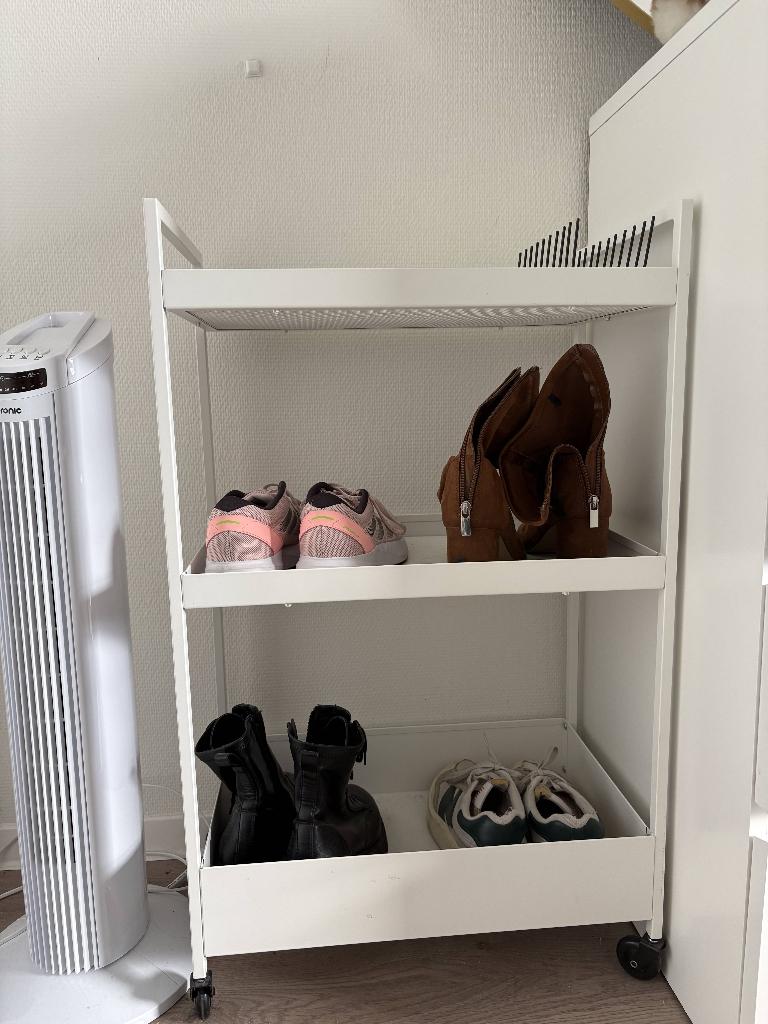IKEA trolley, Ophalen, Zo goed als nieuw