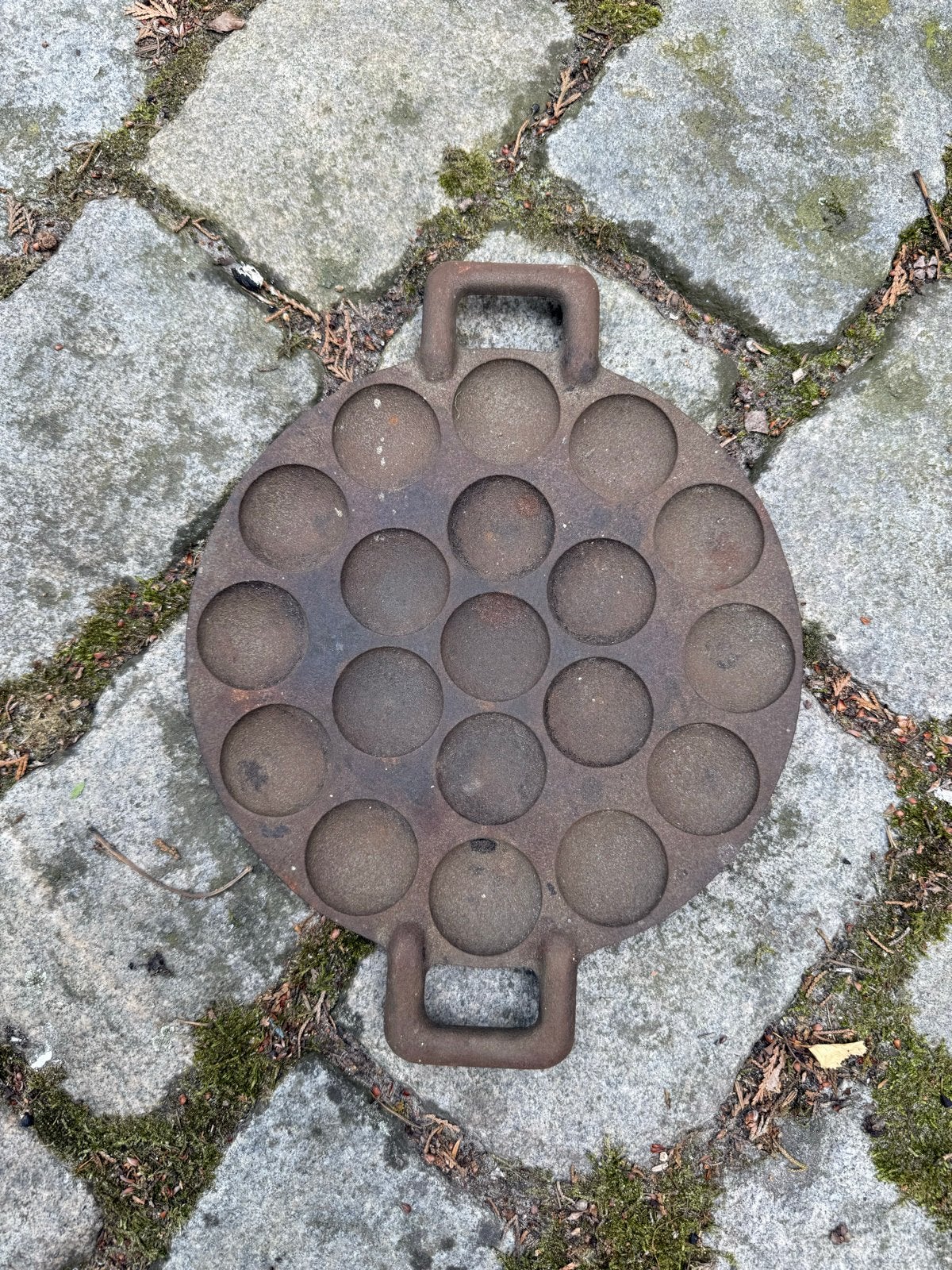 Vintage gietijzeren poffertjespan - Oude pannenkoekenpan, Antiek en Kunst, Ophalen