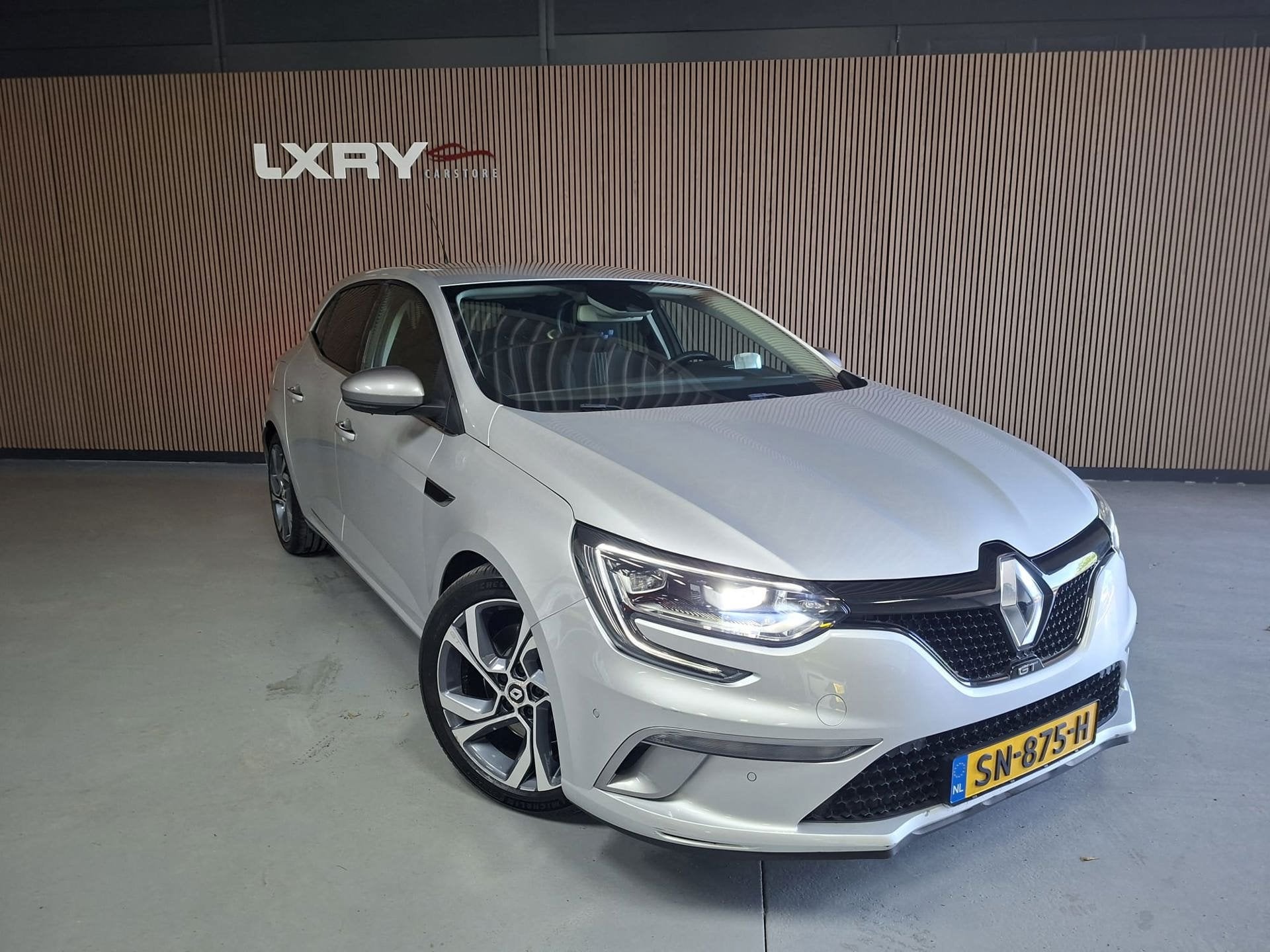 Renault Mégane 1.6 TCe GT | Cruise| Sfeer | Camera | Navi |, Gebruikt, 4 cilinders, 17 km/l, Hatchback