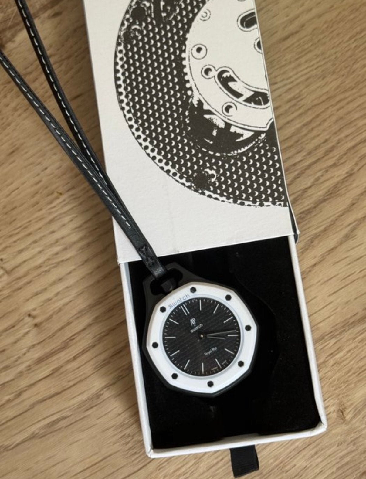Audemars Piguet AP Royal Pop Swatch Zwart, Ophalen of Verzenden, Nieuw, Overige merken