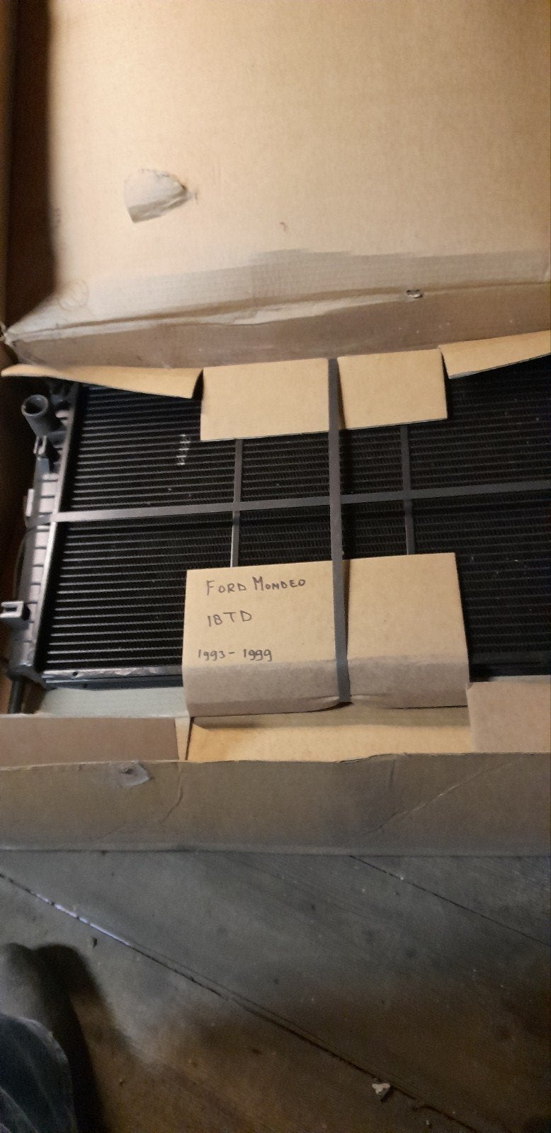 Nissens Radiateur Ford Mondeo 1.8 TD (1993-1999), Ophalen of Verzenden, Nieuw, Ford