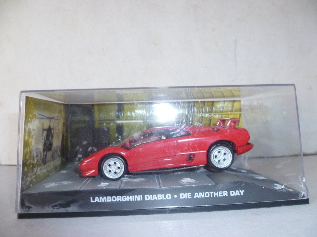 Lamborghini Diablo James Bond Die Another Day film 1:43 auto, Verzamelen, Ophalen of Verzenden, Nieuw, Film, Beeldje, Replica of Model