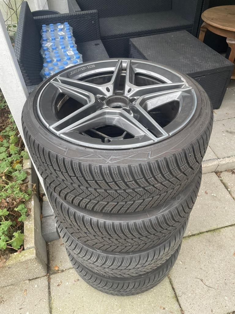 Mercedes AMG velgen + winterbanden 18 inch, Ophalen, 18 inch, Velg(en), Winterbanden