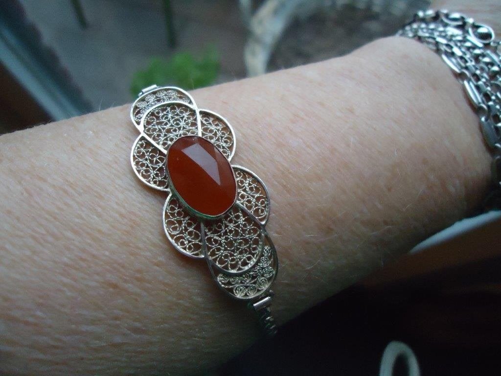 mooie echt zilveren armband met carneool edelsteen gemerkt, Ophalen of Verzenden, Zo goed als nieuw, Met edelsteen, Zilver