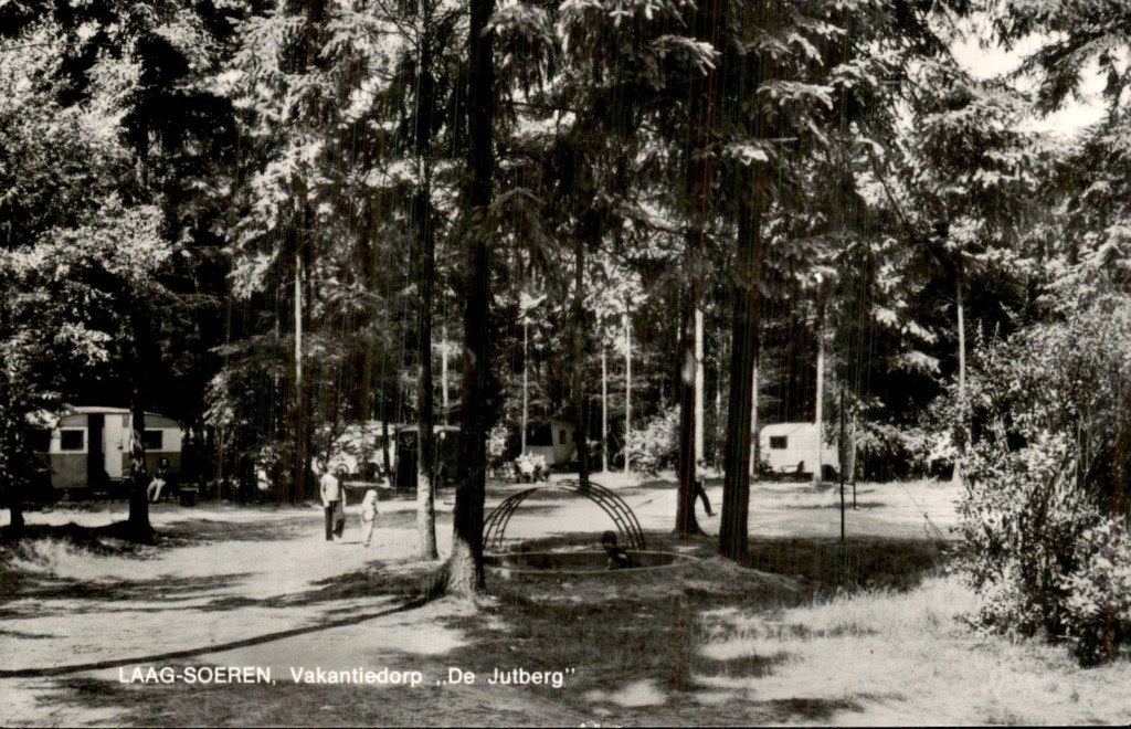 Laag-Soeren - Vakantiedorp De Jutberg - Speeltuin, Ophalen of Verzenden, 1960 tot 1980, Gelopen, Gelderland
