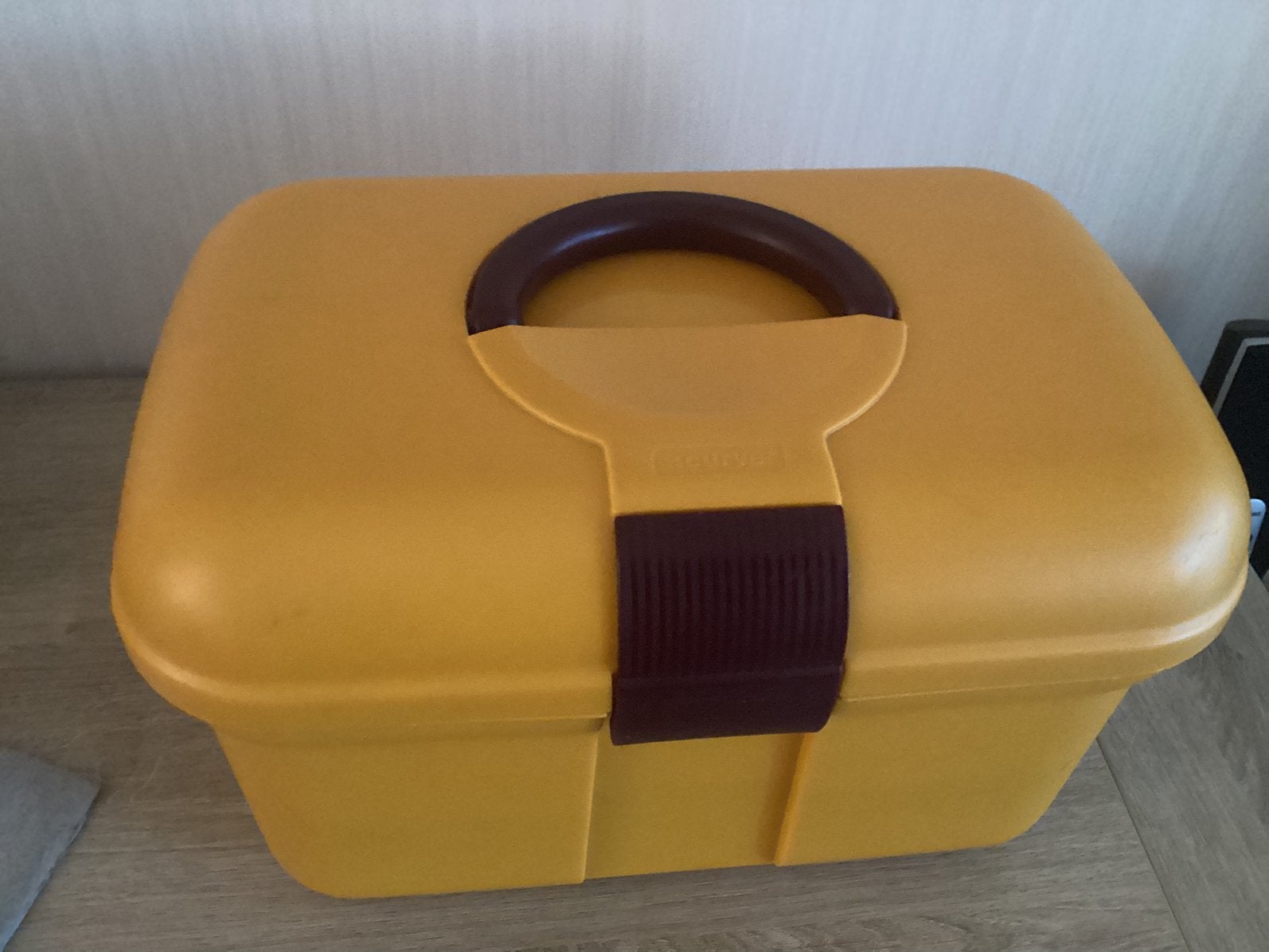 Als Nieuw Beautycase met uitneembare interieurs curver, Ophalen of Verzenden, Zo goed als nieuw, Geel, Hardcase