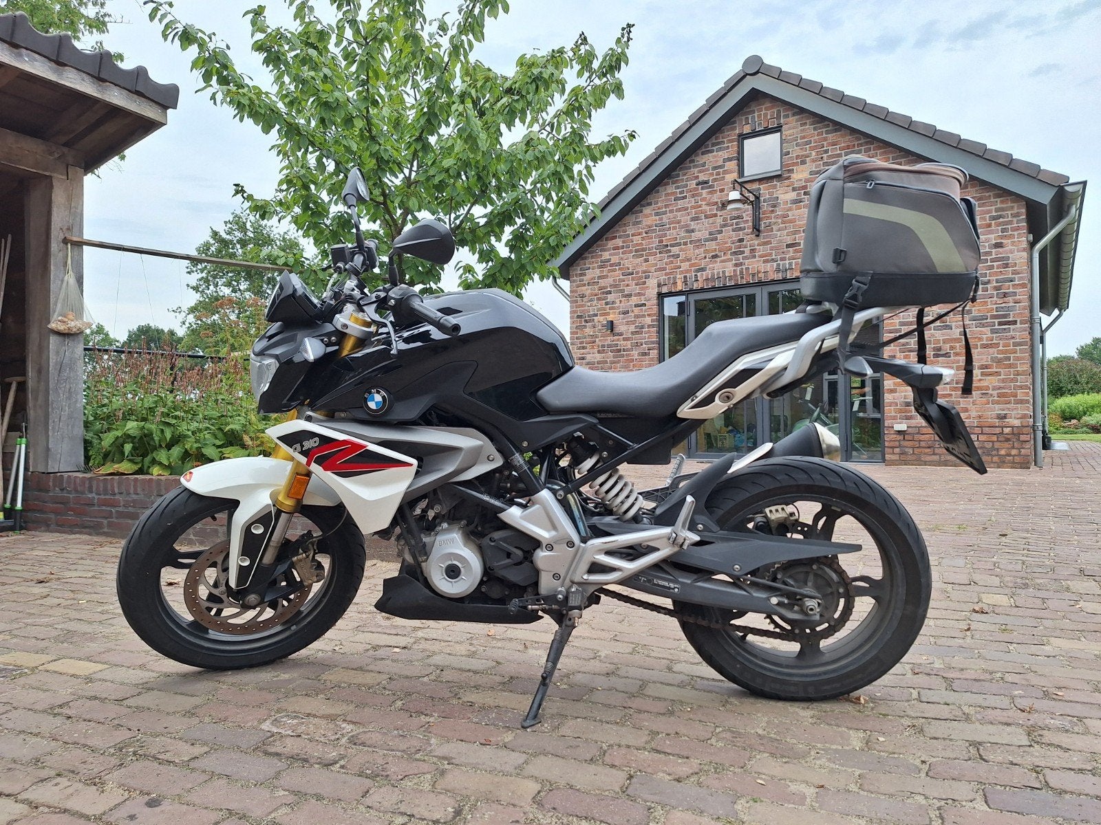 BMW G310R uit 2018 is op zoek naar een nieuwe rijder., Motoren, Particulier, Toermotor