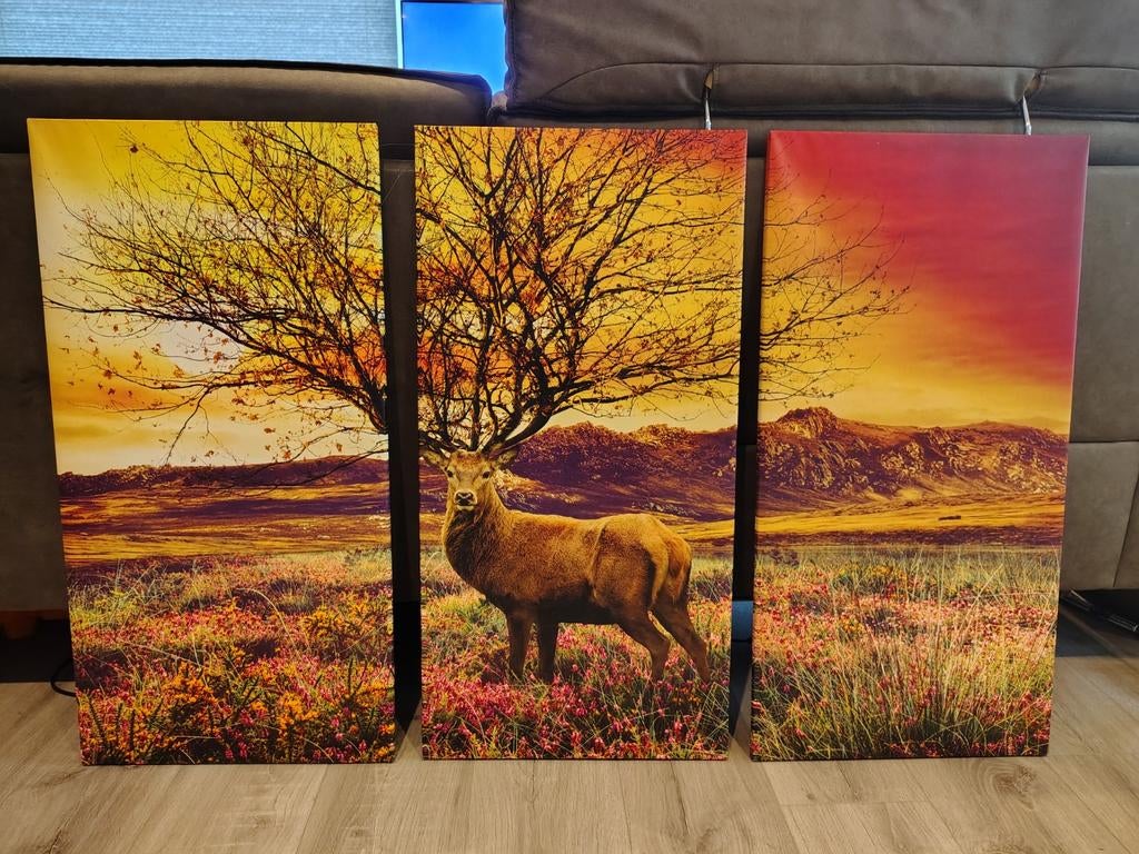 Mooi 3-luik schilderij met hert en herfstlandschap, Ophalen