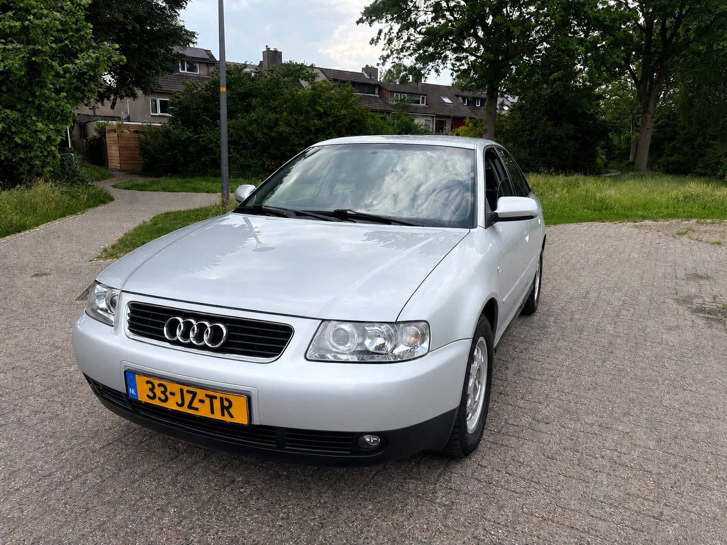 Audi A3 1.6 75kW 5-Deurs | Climate Control | NIEUWE APK!, Voorwielaandrijving, 49 €/maand, 1200 kg, Handgeschakeld