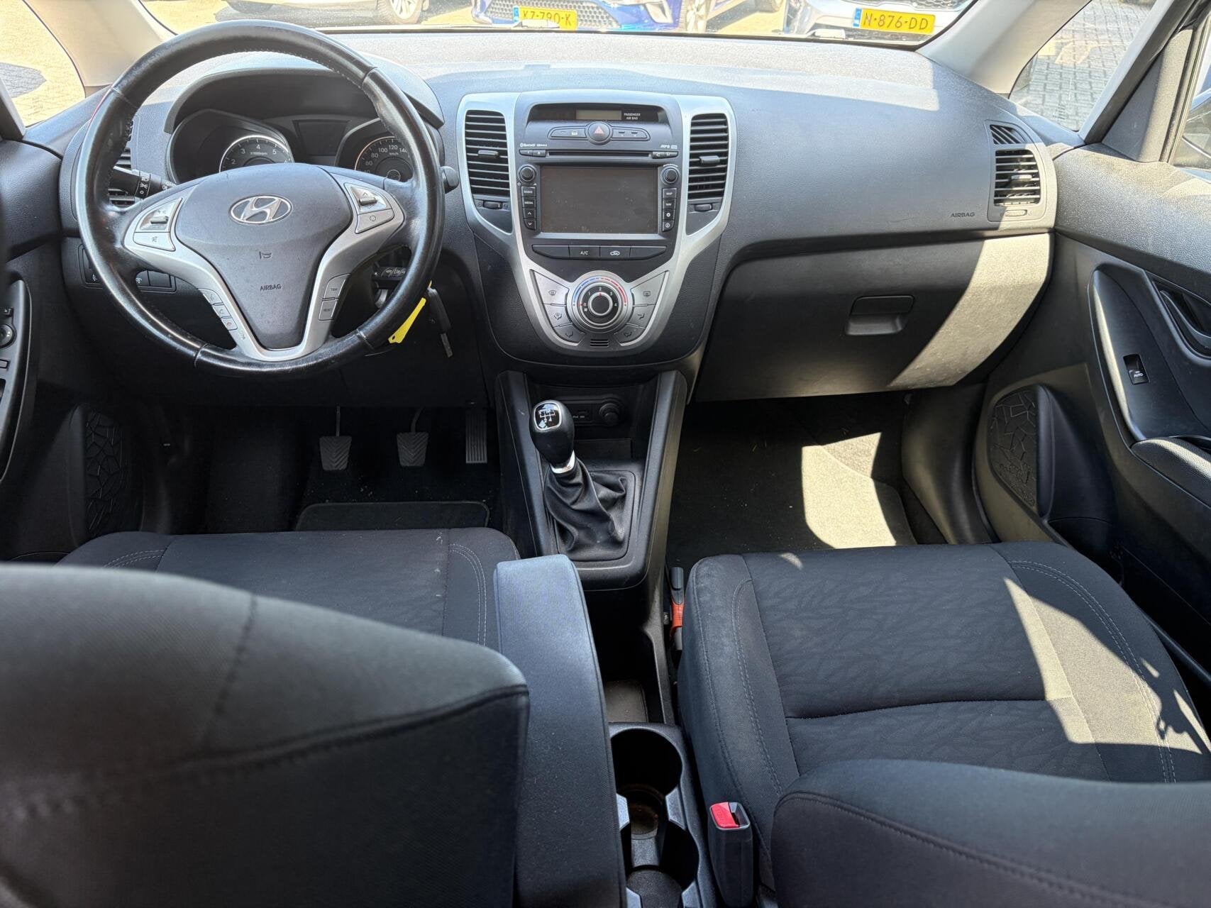 Hyundai ix20 1.4i Go! airco en trekhaak, Auto's, Hyundai, Voorwielaandrijving, Euro 5, Stof, Gebruikt