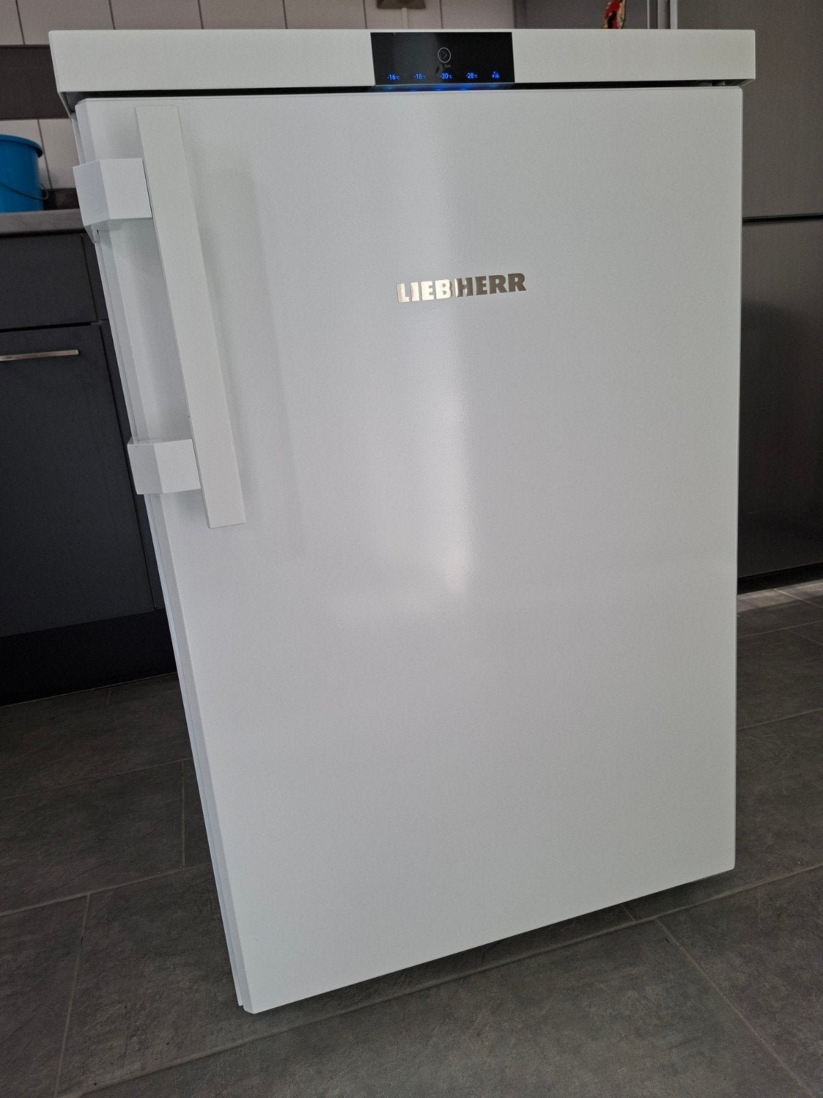 liebherr vriezer tafelmodel, Ophalen, Zo goed als nieuw, Minder dan 60 cm, 85 tot 120 cm