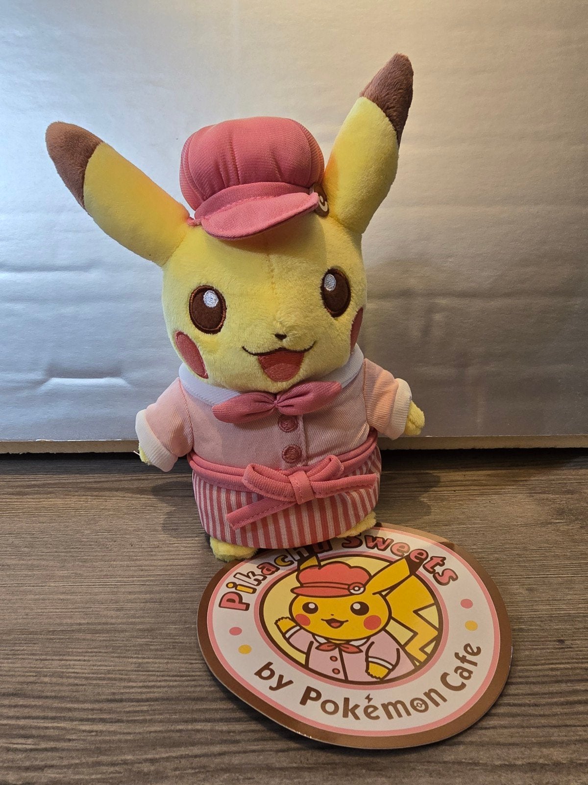 Pikachu knuffel roze pokemon cafe Japan, Geel, Overige typen, Nieuw, Ophalen of Verzenden