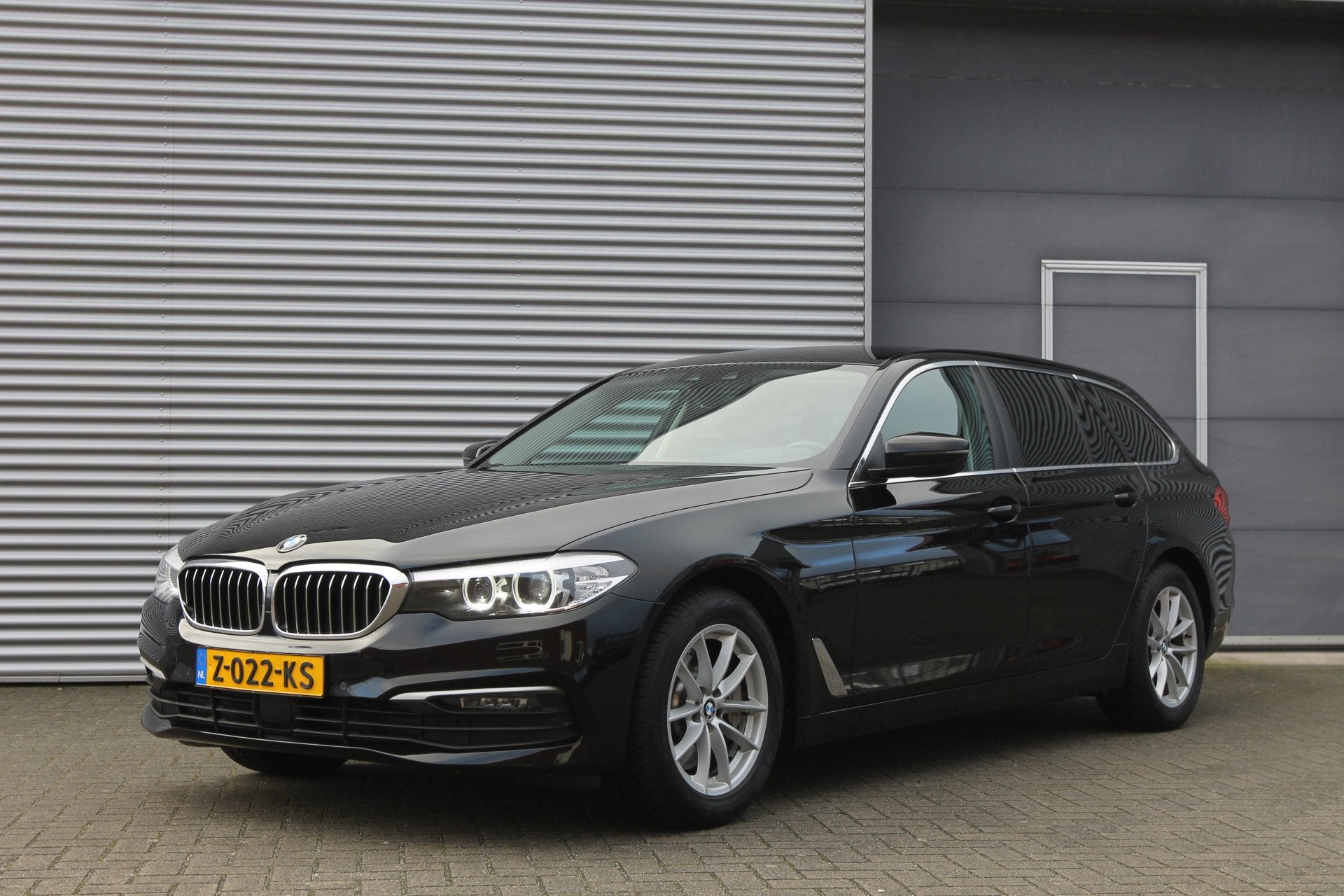 BMW 5 Serie Touring 530i Executive I Aut. I Navi I Leder I A, Automaat, Achterwielaandrijving, Gebruikt, 4 cilinders