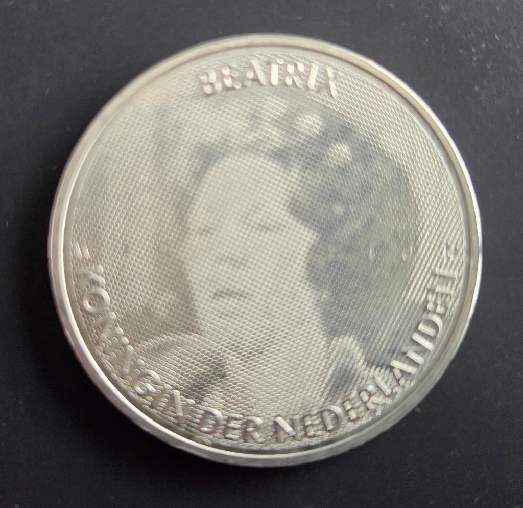 Nederlandse zilveren 10 Euro 2005, Postzegels en Munten, Munten | Nederland, Losse munt, Euro's, Koningin Beatrix, Zilver, Ophalen of Verzenden