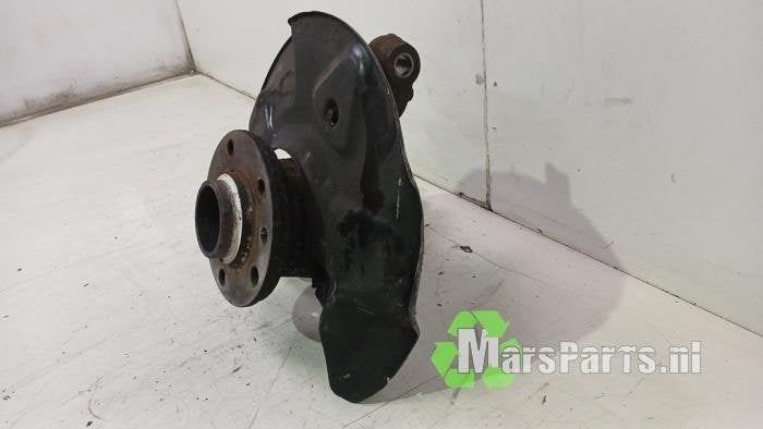 Fusee links-voor van een Volkswagen Transporter, Gebruikt, -, Volkswagen, -