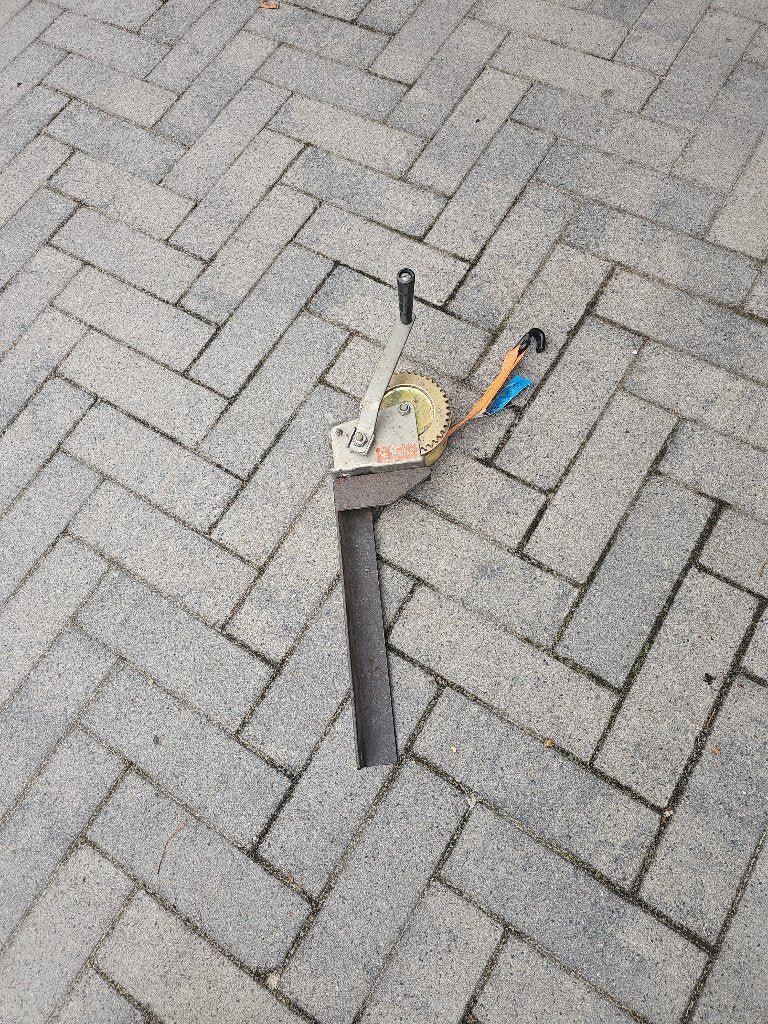 Lier, Ophalen of Verzenden, Gebruikt, Handmatig