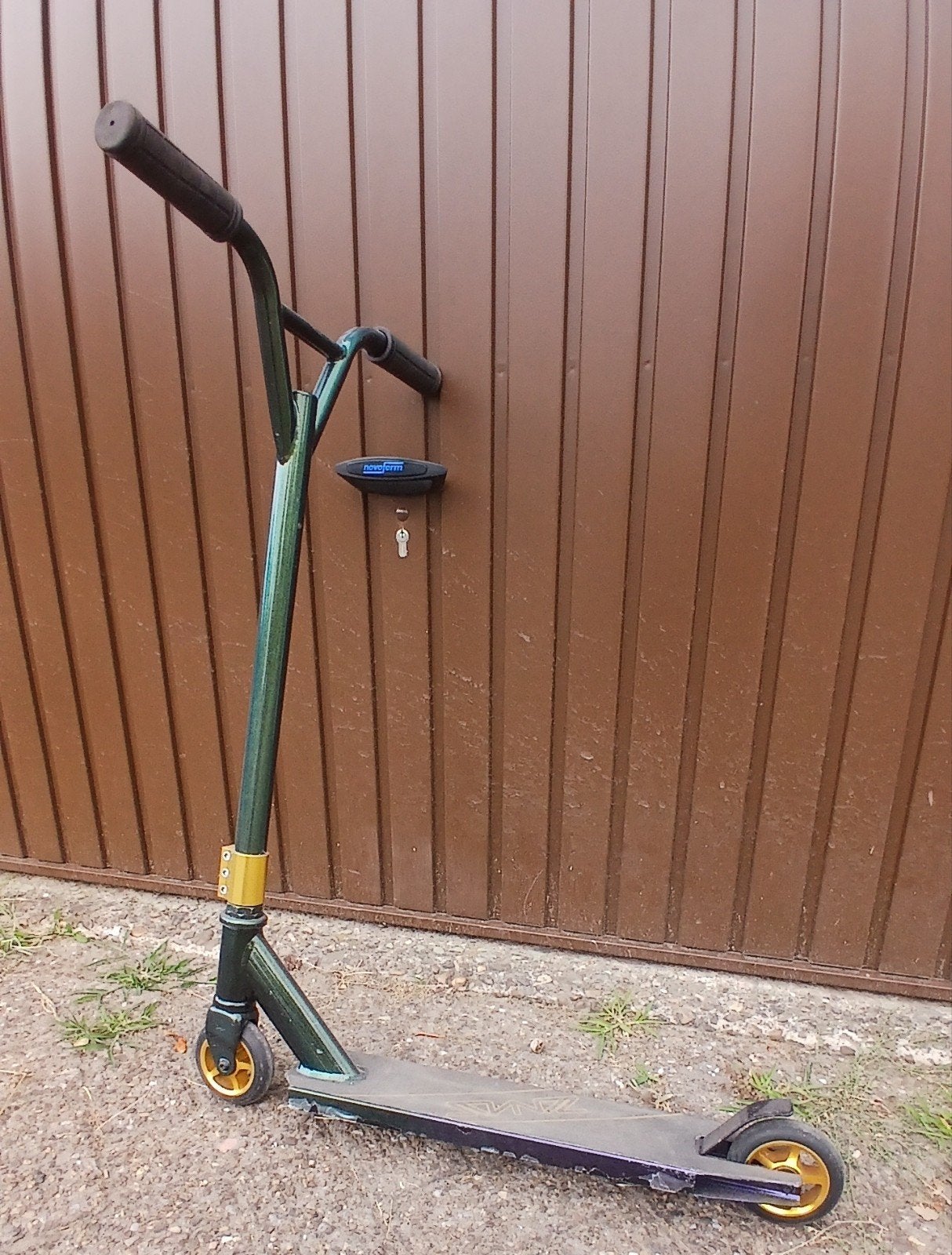 Gebruikte stuntstep - Groen/Goud/Paars, Fietsen en Brommers, Ophalen, Gebruikt, Gewone step, Onbekend