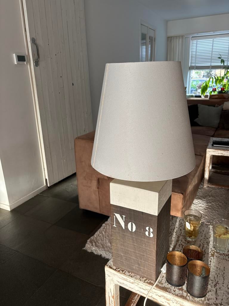 Unieke houten meerpaal tafellamp met stoffen kap, Ophalen, Gebruikt