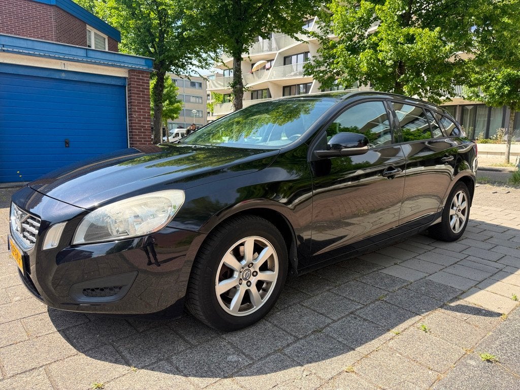 Volvo V60 1.6 D2 Ocean Race Euro 5 Cruise Trekhaak NW APK, Auto's, Volvo, Voorwielaandrijving, Euro 5, Stof, Gebruikt