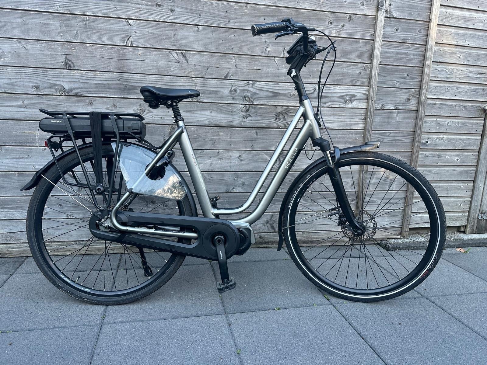 Stella Avalon elektrische damesfiets, Fietsen en Brommers, Zo goed als nieuw, 51 tot 55 cm, 50 km per accu of meer, Ophalen
