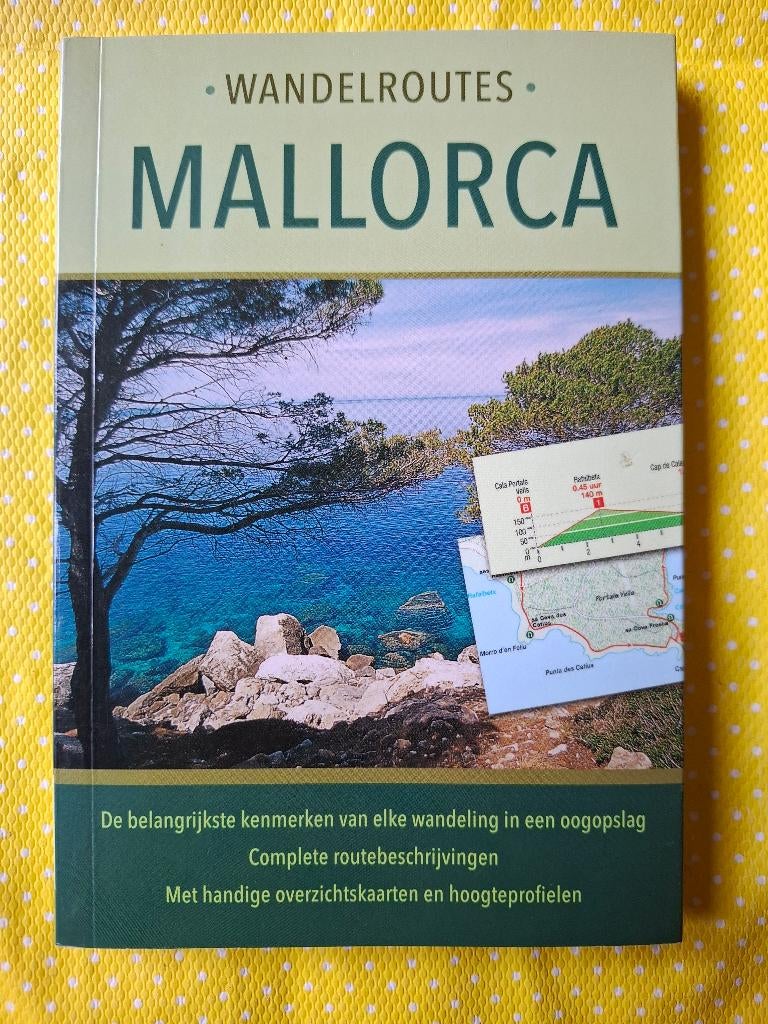 Wandelroutes Mallorca, Fiets- of Wandelgids, Europa, Ophalen of Verzenden, Gelezen