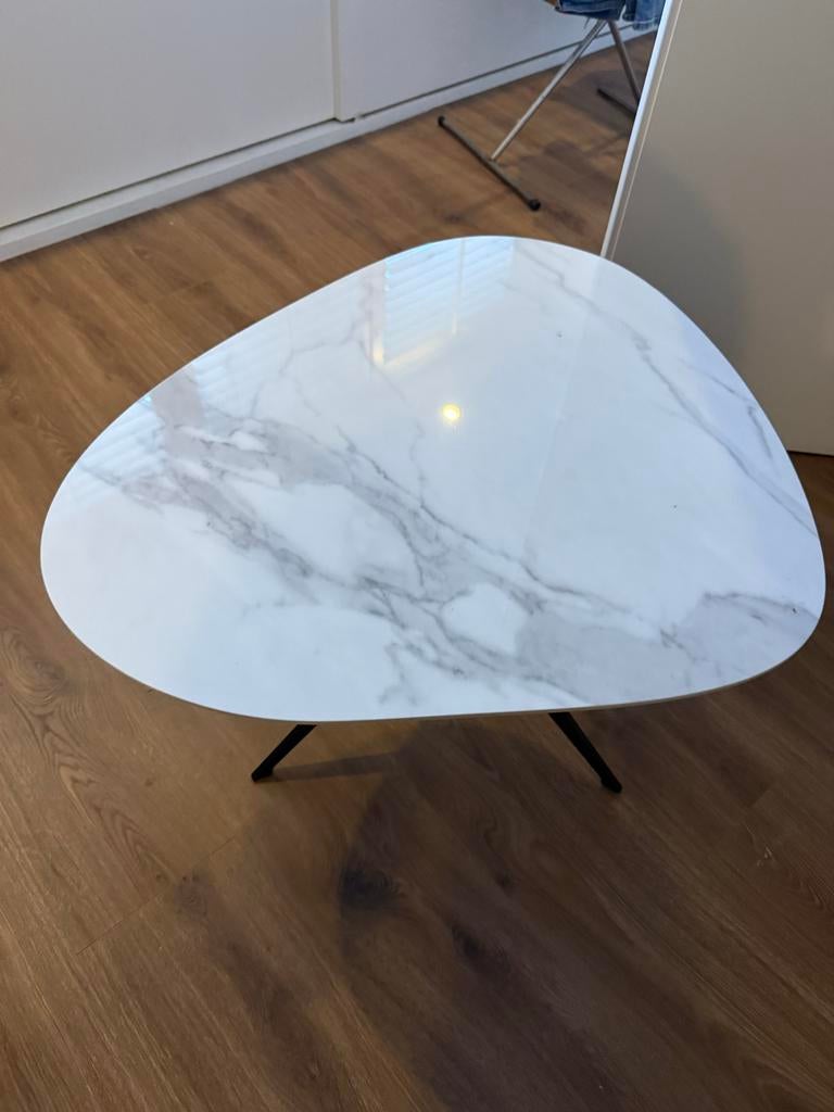 Set van 2 salontafels: Hout & Marmerlook - Kas 20, Ophalen, Rond, 50 tot 100 cm, Zo goed als nieuw
