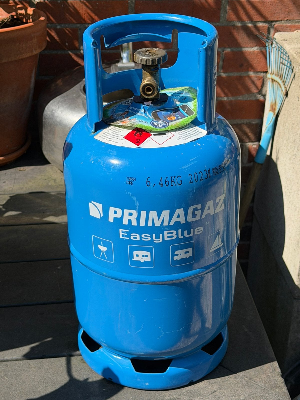 Lege gasfles, Ophalen, Gebruikt