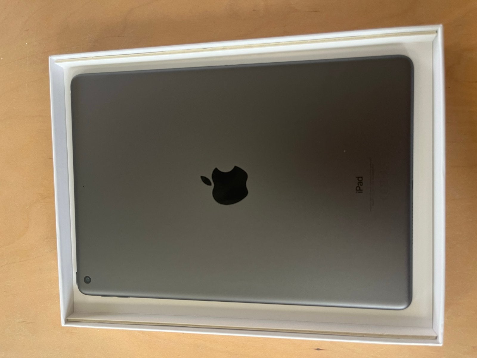 Apple iPad 2021, Zilver, 64GB, Wi-Fi, Computers en Software, 10 inch, Apple iPad, Nieuw, Ophalen of Verzenden