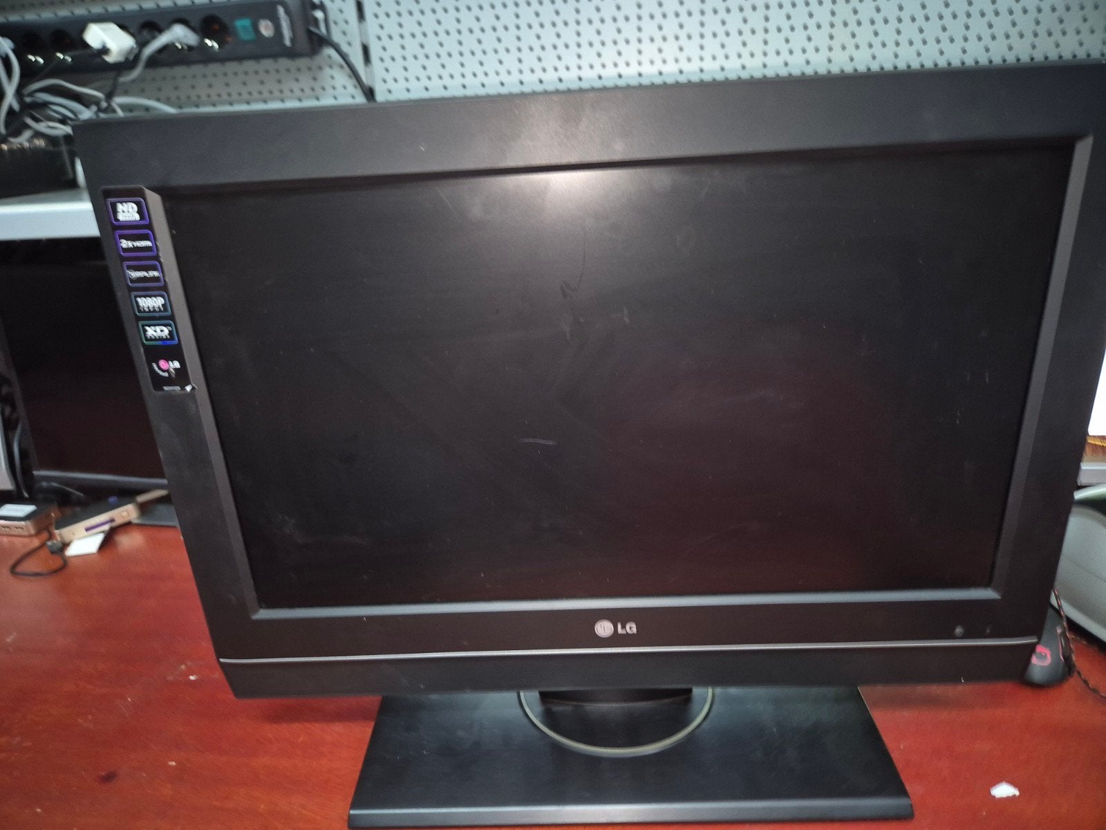 LG LCD TV - Compact en Functioneel, Ophalen of Verzenden, Gebruikt