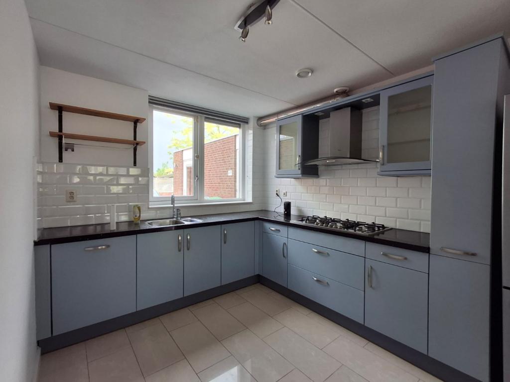 Moderne Hoekkeuken 270 x 340 cm, apparatuur in Barendrecht, Huis en Inrichting, Keuken | Complete keukens, Gebruikt, Overige materialen