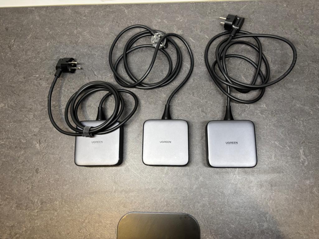 3x UGREEN GaN2 Quick Charger 200W, Ophalen of Verzenden, Gebruikt