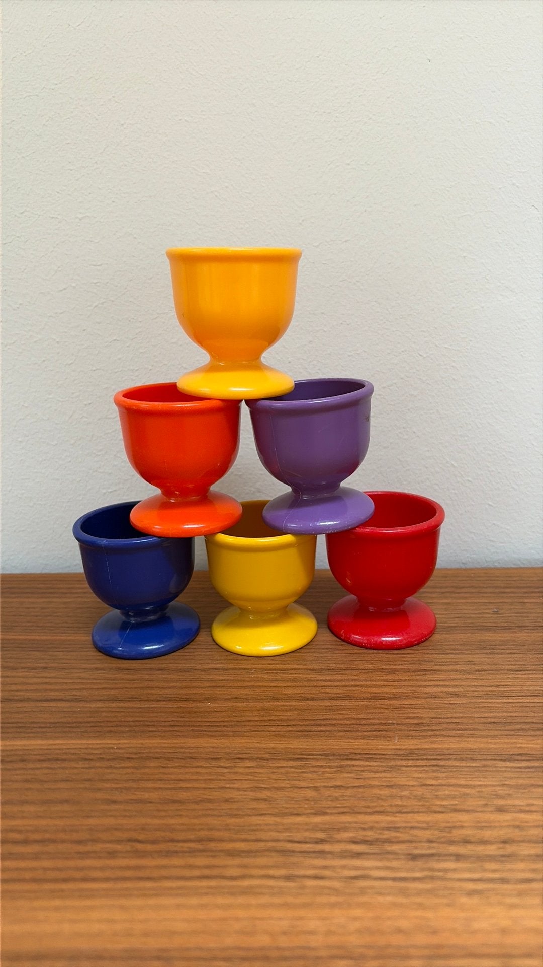 6 vintage gekleurde eierdopjes Emsa West Germany, Overige typen, Ophalen of Verzenden, Zo goed als nieuw, Overige stijlen