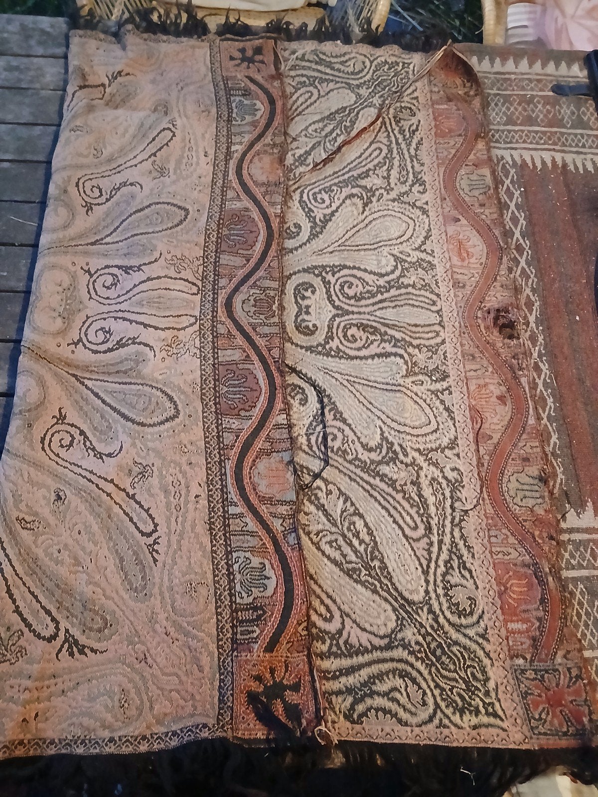 Antieke worteldoek wol met franjes, pasteltinten, Antiek en Kunst, Ophalen