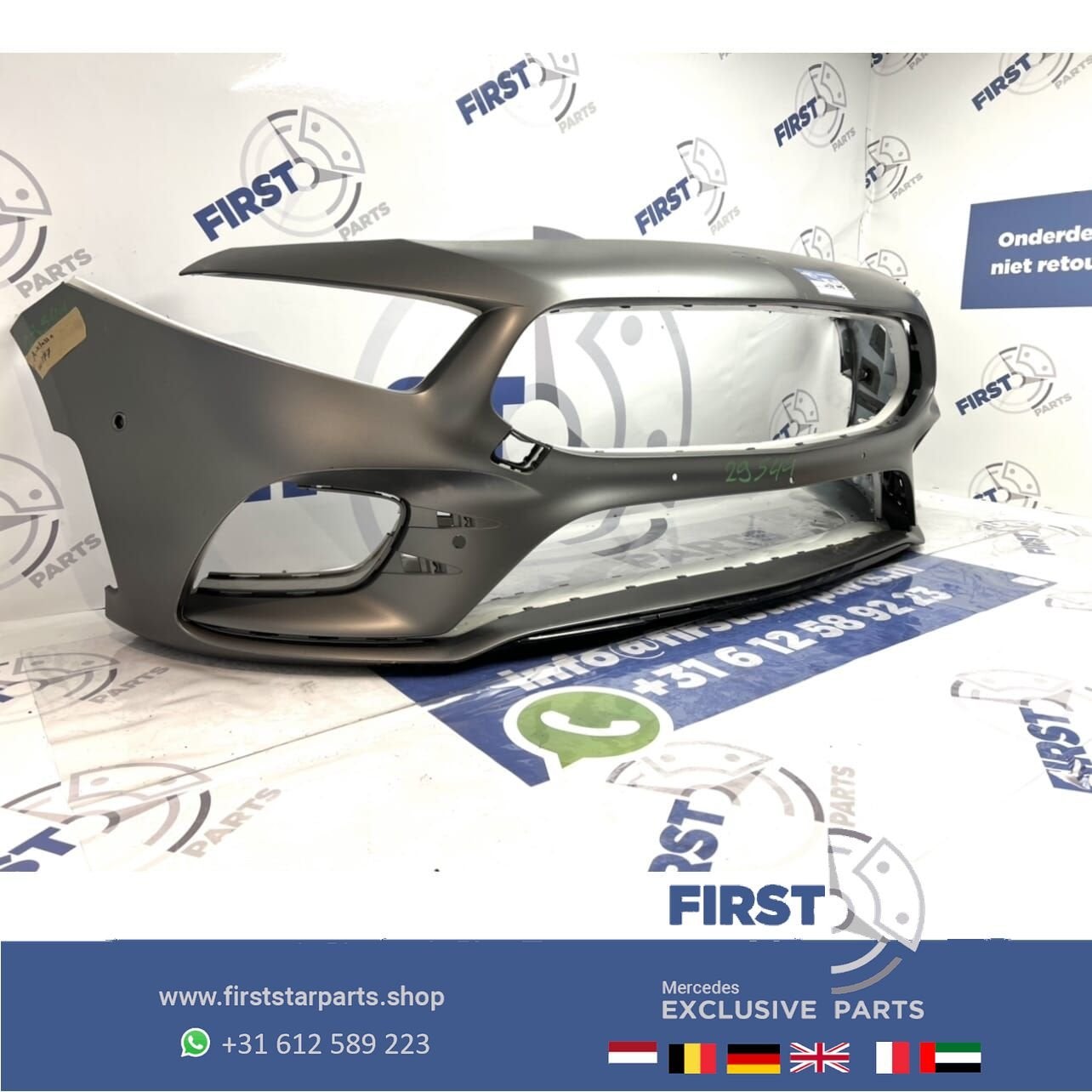 W177 AMG Voorbumper 2018-2023 A Klasse zwart wit grijs origi, Auto-onderdelen, Gebruikt, -, Voor, Ophalen of Verzenden