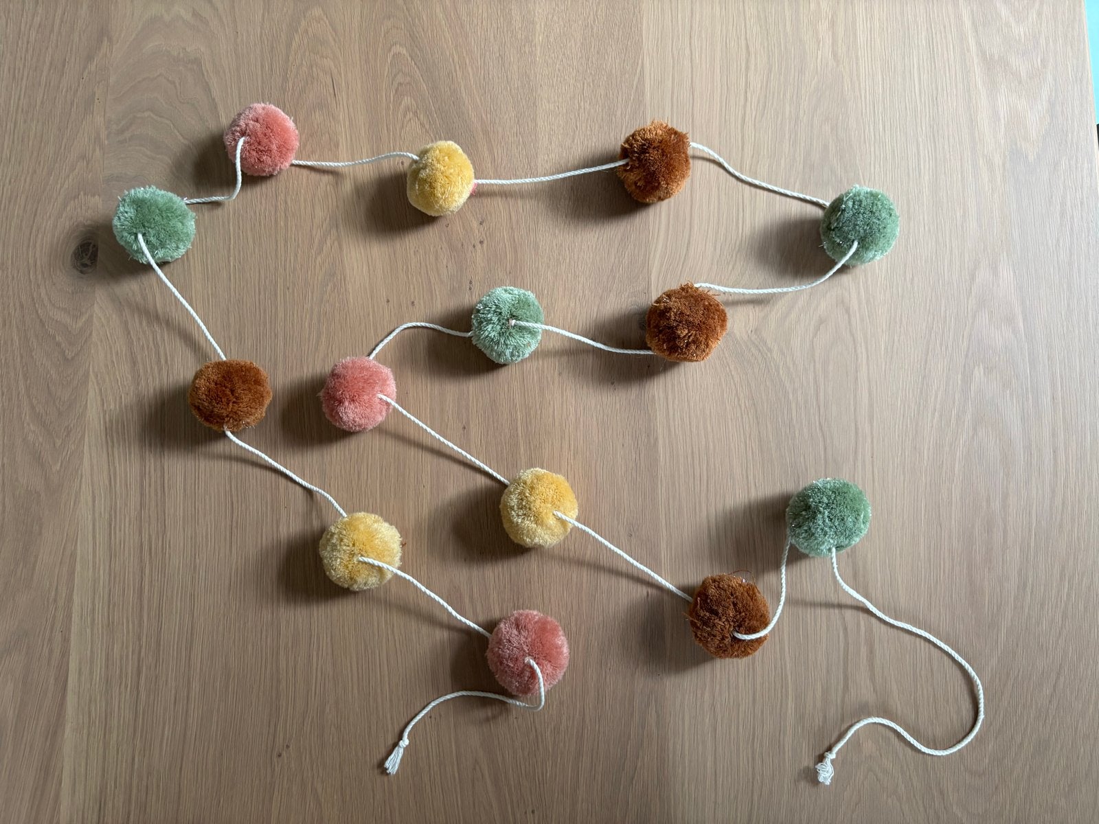 Sfeervolle draadbollen slinger met mand, Ophalen, H&M Home, Zo goed als nieuw, Wanddecoratie