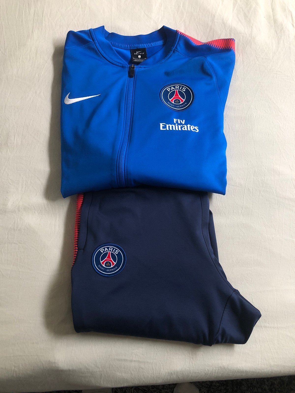 PSG trainingspak Nike Dry-Fit Maat S Blauw, Zo goed als nieuw, Voetbal, Maat 46 (S) of kleiner, Verzenden