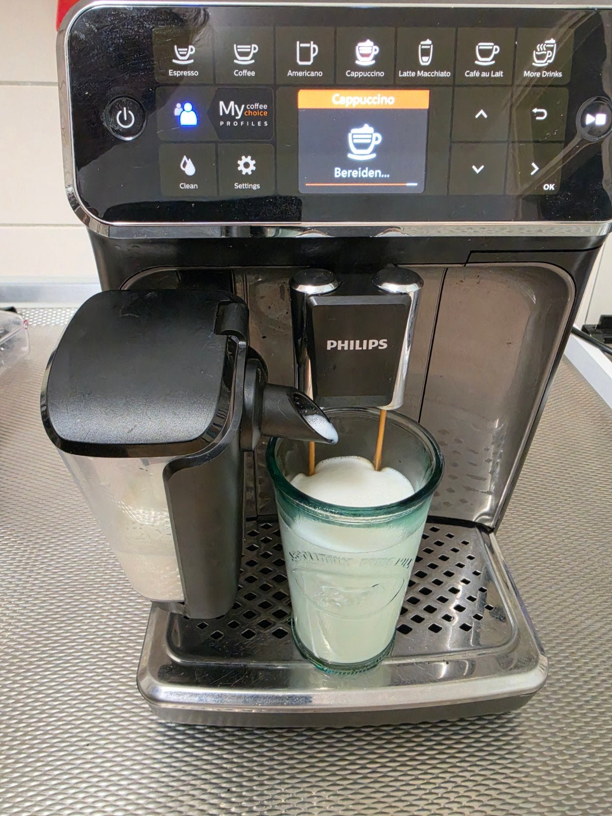 Philips EP4349/70 Volautomatisch 3,5 jaar oud !, Afneembaar waterreservoir, 10 kopjes of meer, Koffiemachine, Gemalen koffie