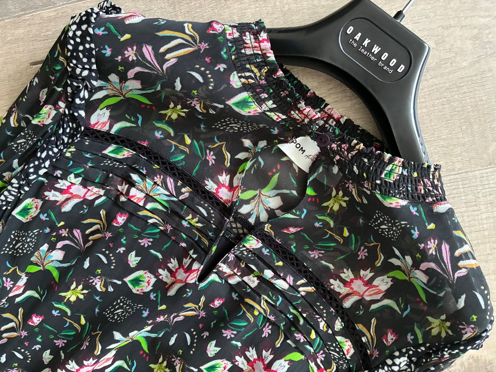 Nieuwe POM Amsterdam jurk maat 40 met bloemenprint, Kleding | Dames, Maat 38/40 (M), Zwart, Nieuw, Ophalen of Verzenden